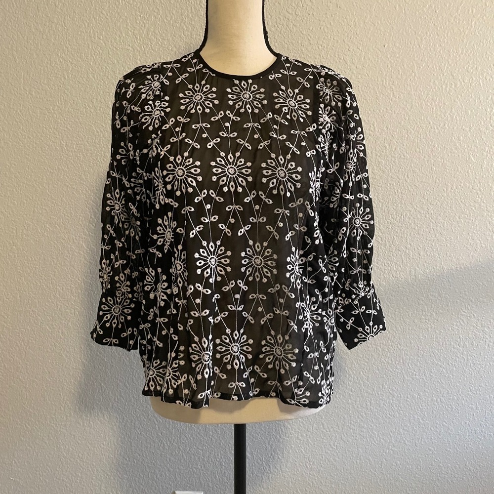 Sfera Collection Black‎ Embroidered Sheer Long Sleeve Blouse Top Size Medium